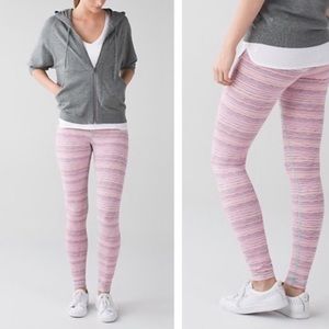 Lululemon Wunder Under cyber stripe